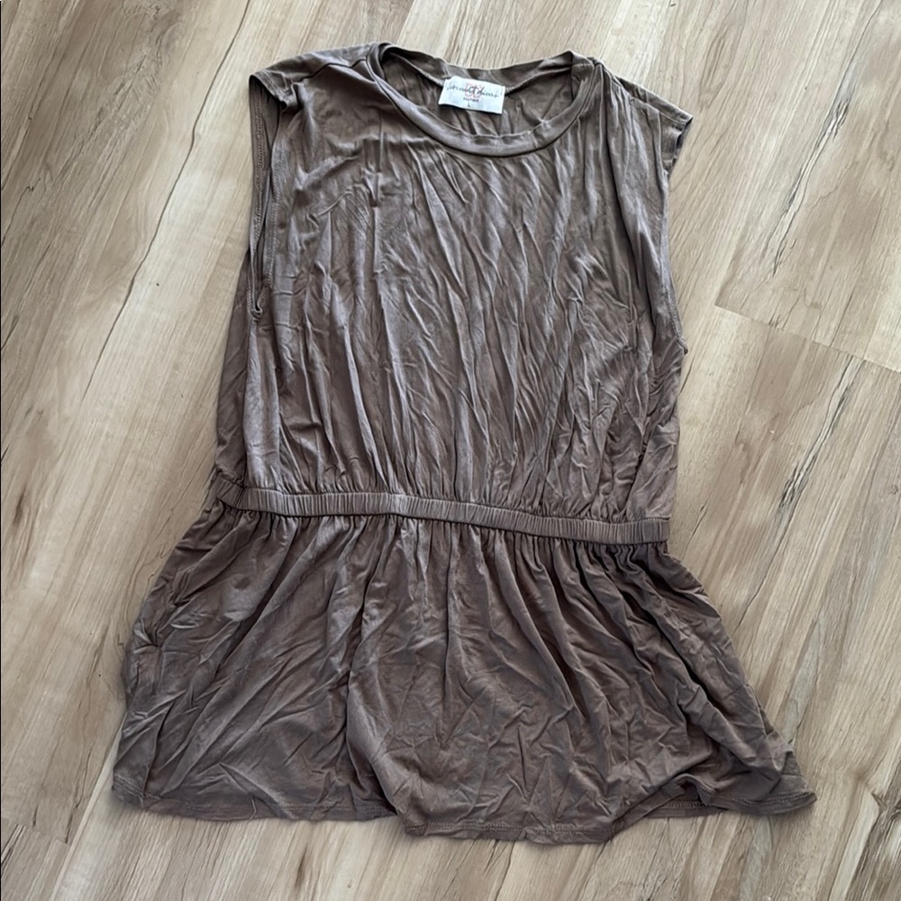 Elegant Sleeveless Tan Blouse